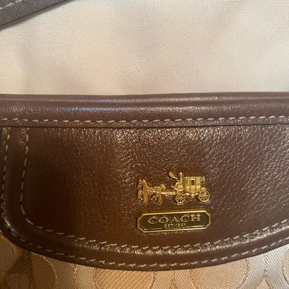 Coach wristlet/clutch - Picture 4 of 13